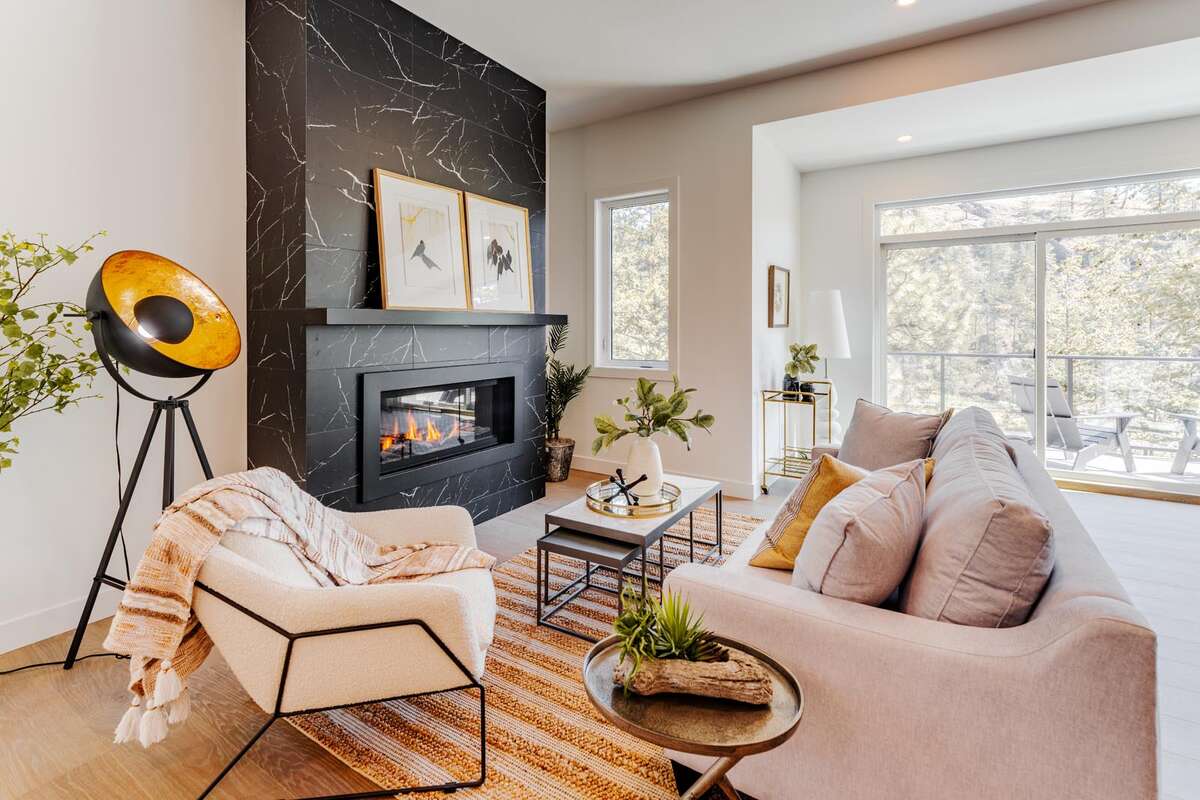 Townhouse / 5-Plex For Sale in Kelowna, British Columbia - 3+1 bdrm, 2.5 bath (41, 1550 Union Road)