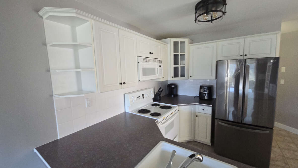 Multiple Cupboards and storage