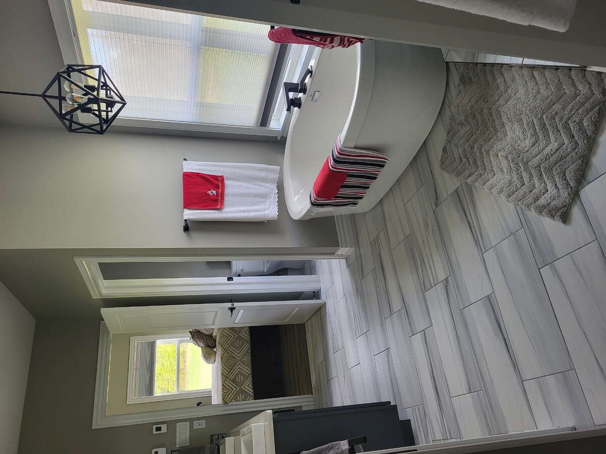 Soaker tub in master bath