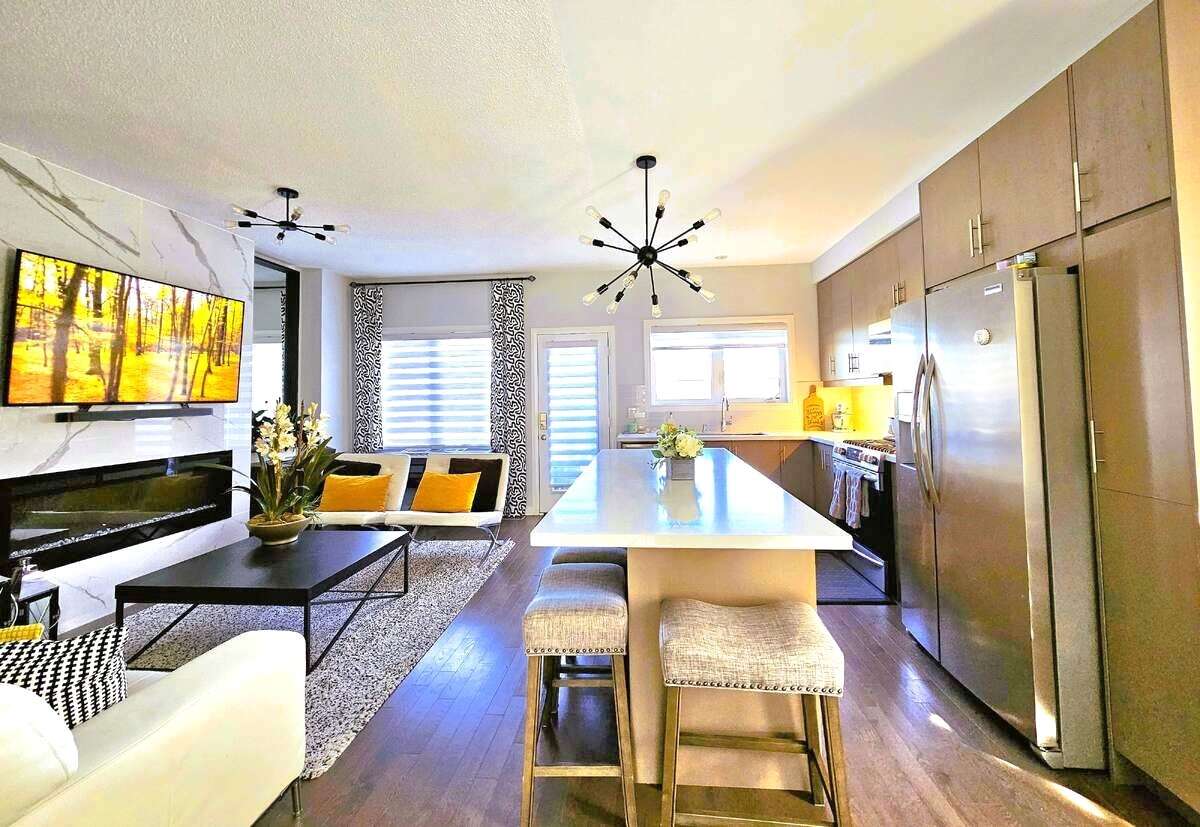 Open Concept Family Room and Kitchen