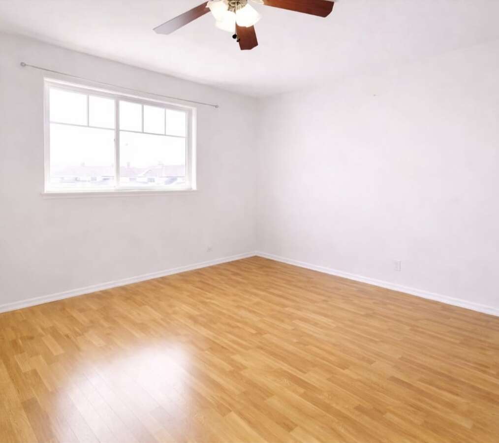 Master Bedroom - Room (1)