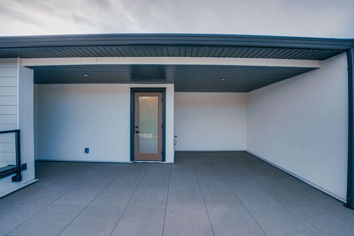 Roof top Patio