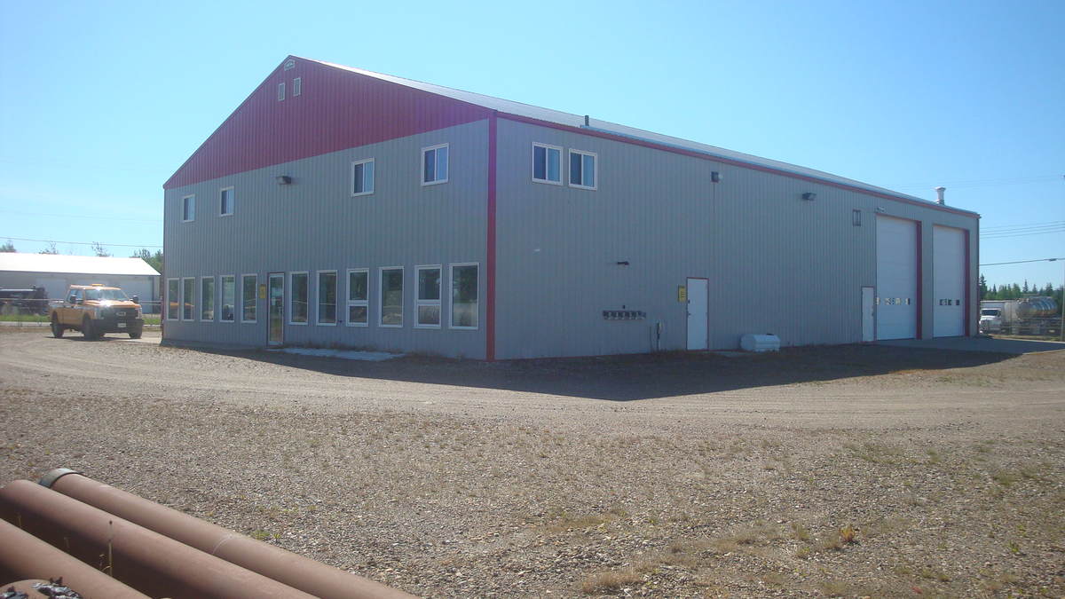 Land with Building(s) / Business / Business with Property / Commercial Space For Sale in Dawson Creek, BC - 0 bed, 2 bath