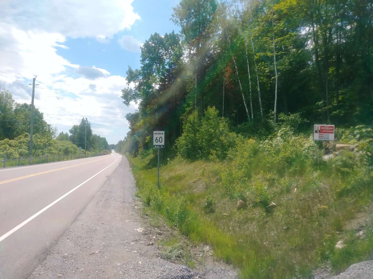 Hwy to Arnprior 60 km zone