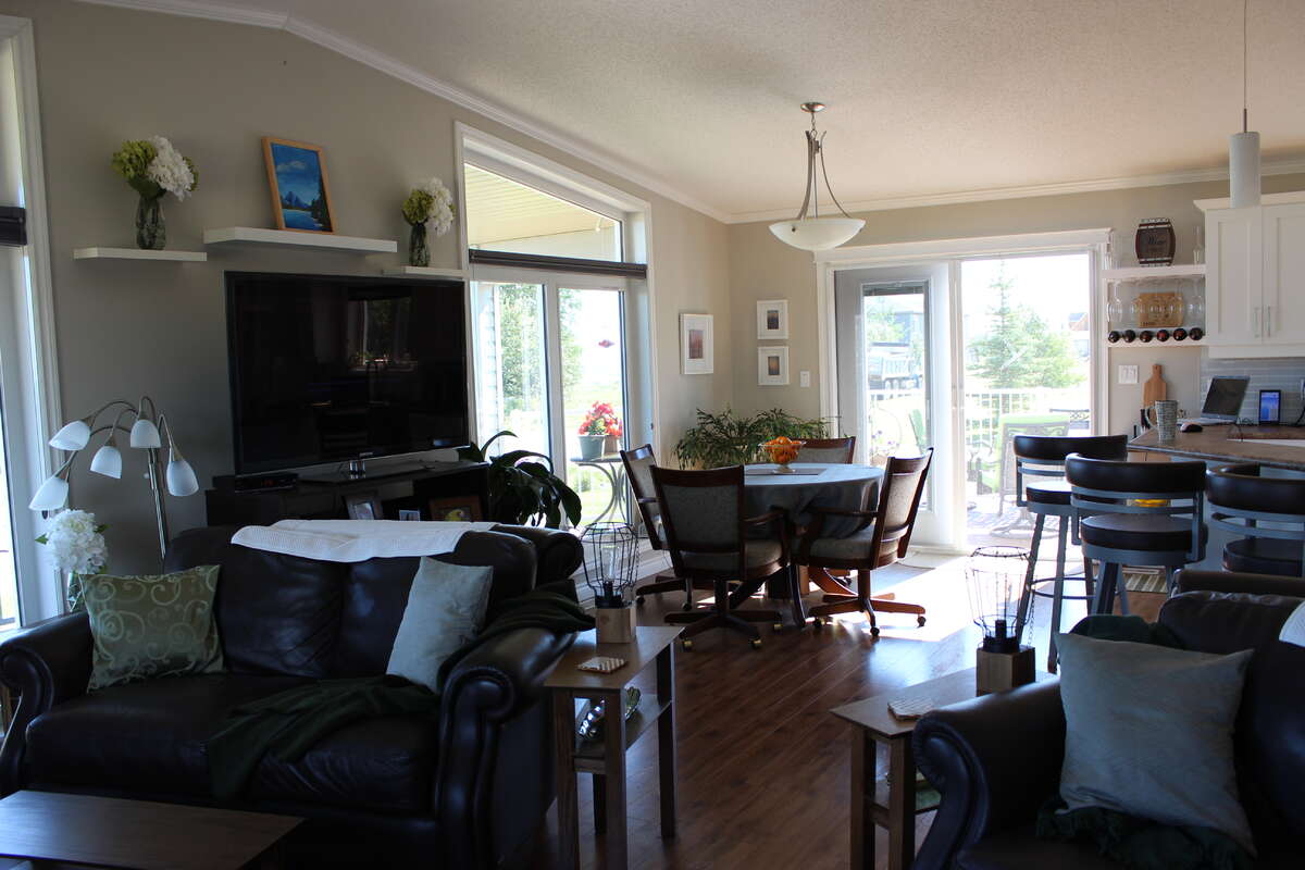 Dining area-double swing garden doors with screen