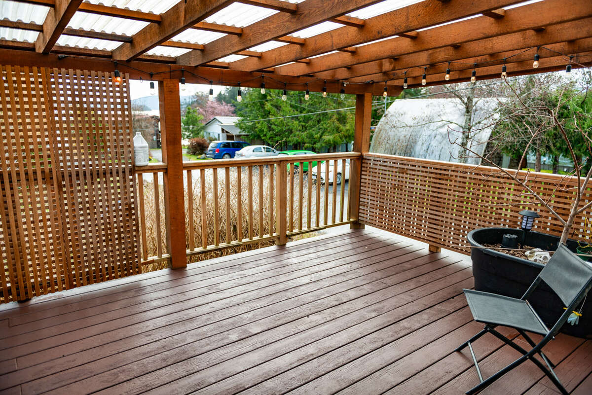 Views of the hillside and ocean from the second level deck