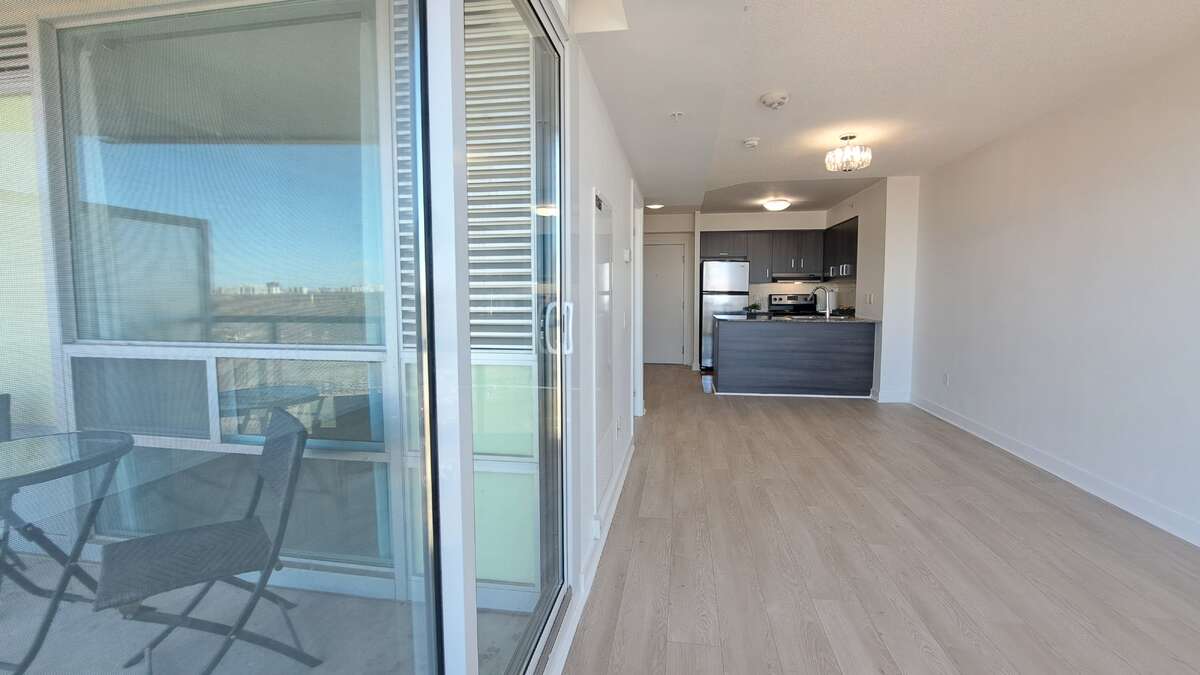 Unobstructed Balcony / Living / Dining