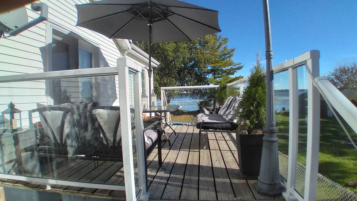 37 Newman Rd Waterfront Property For Sale in Little Britain, ON For