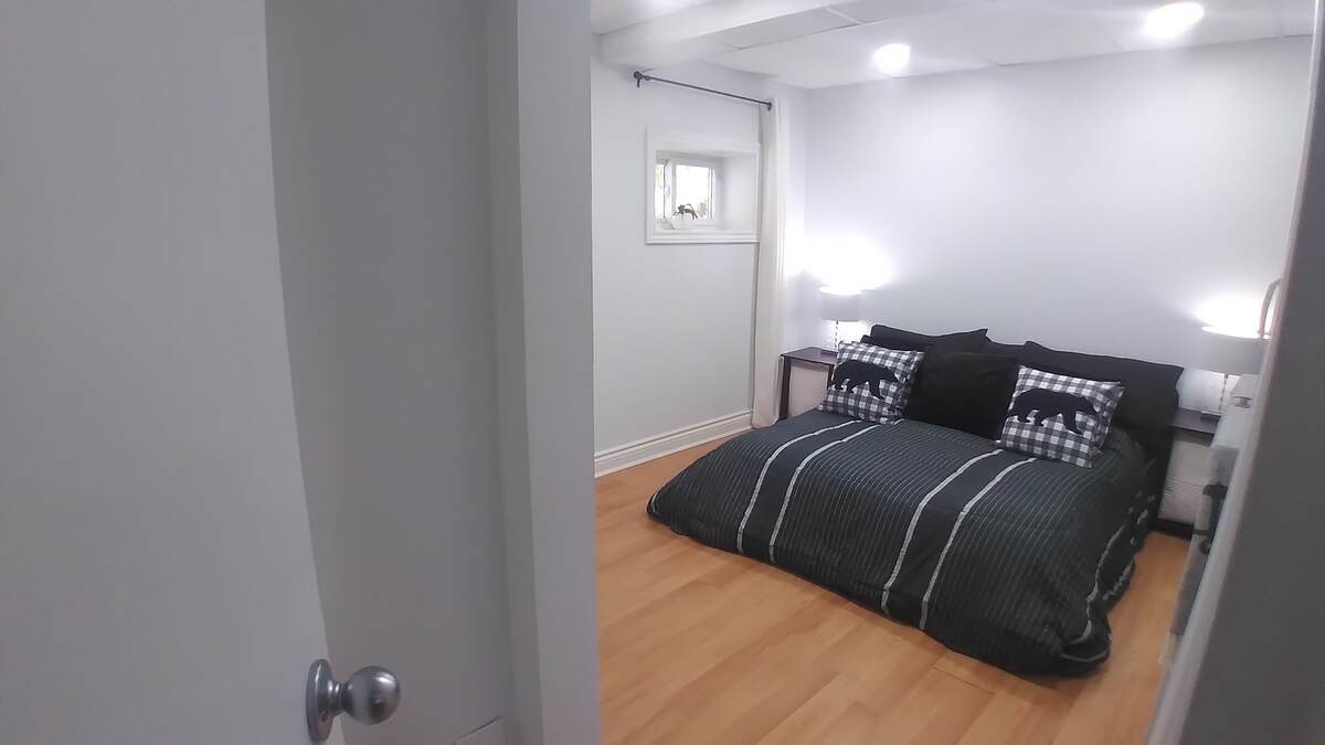 37 Newman Rd Waterfront Property For Sale in Little Britain, ON For