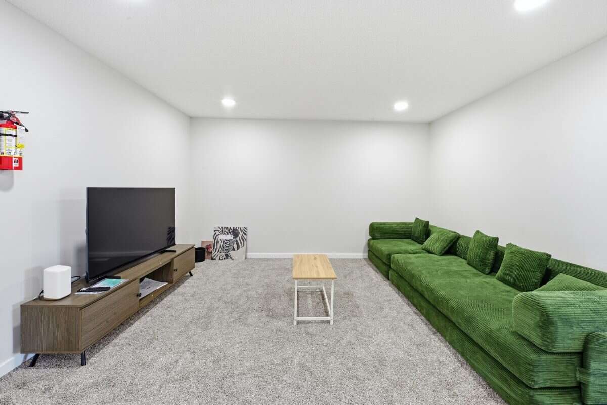 Photo of 179 Mallard Grove SE, Calgary, AB