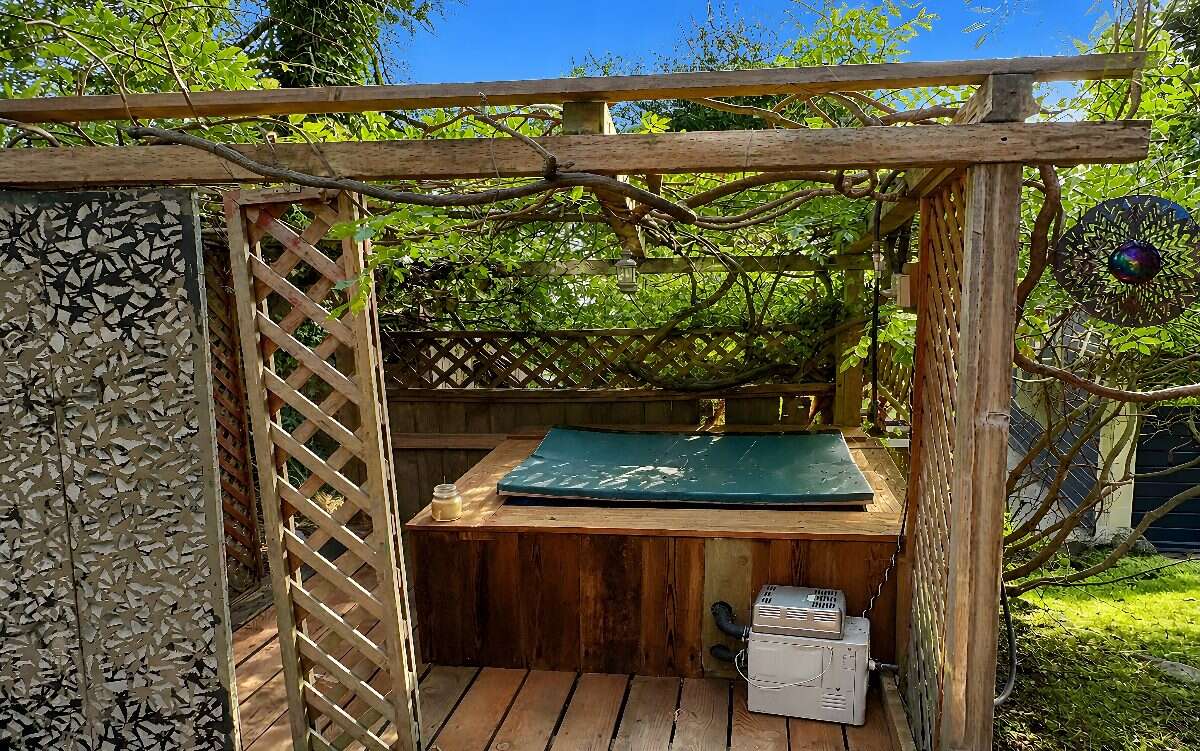 0.78 Acre Ocean-View Character Home + Investment