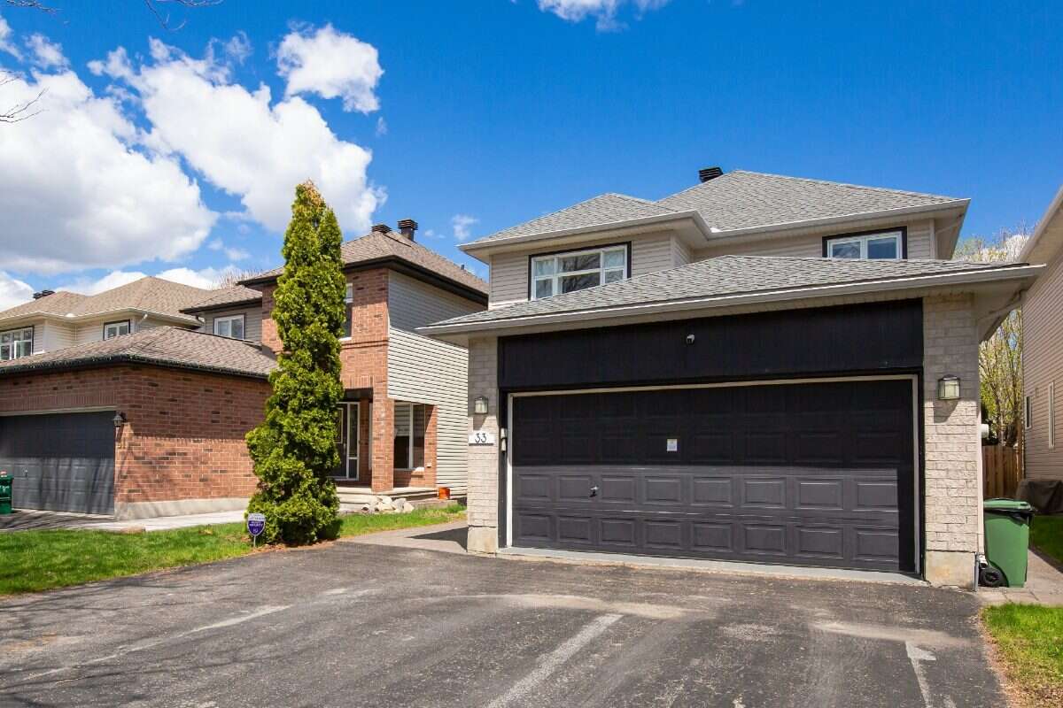 33 Spur Avenue