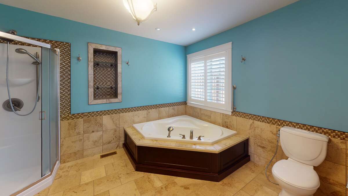 Jacuzzi