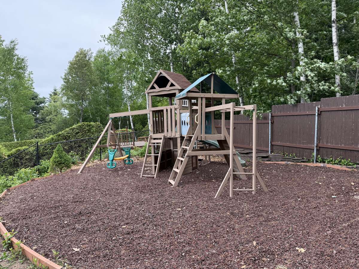 Riverview Property with Granny Suite