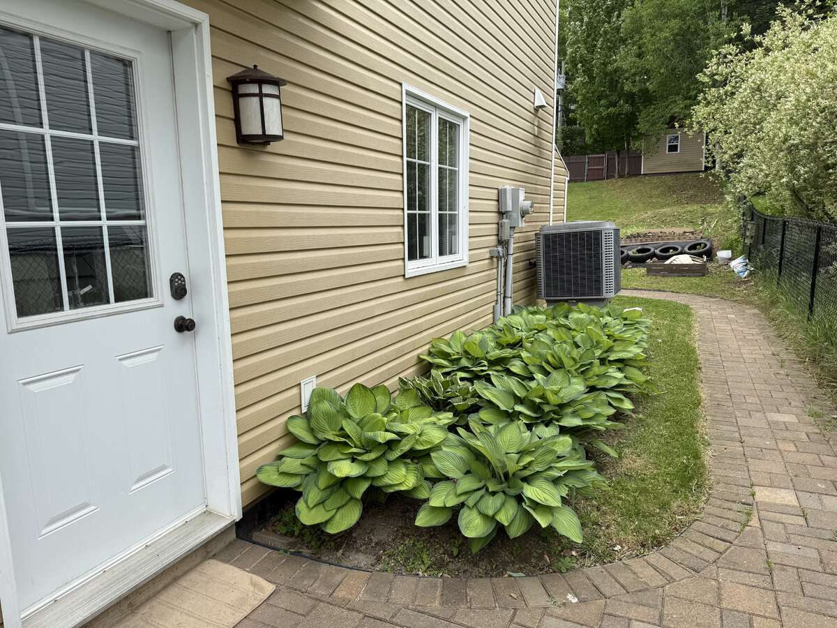 Riverview Property with Granny Suite