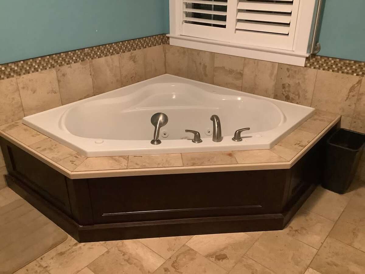 Jacuzzi