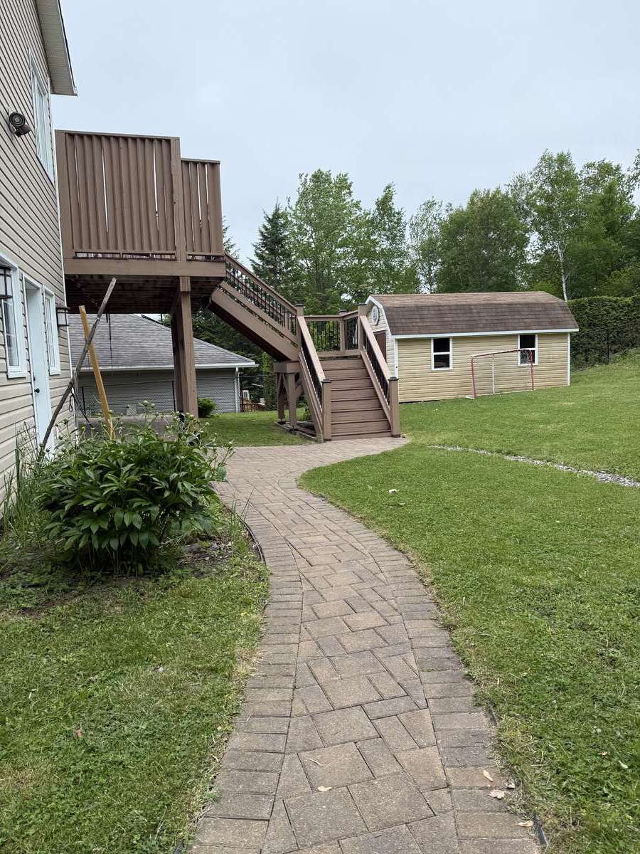 Riverview Property with Granny Suite