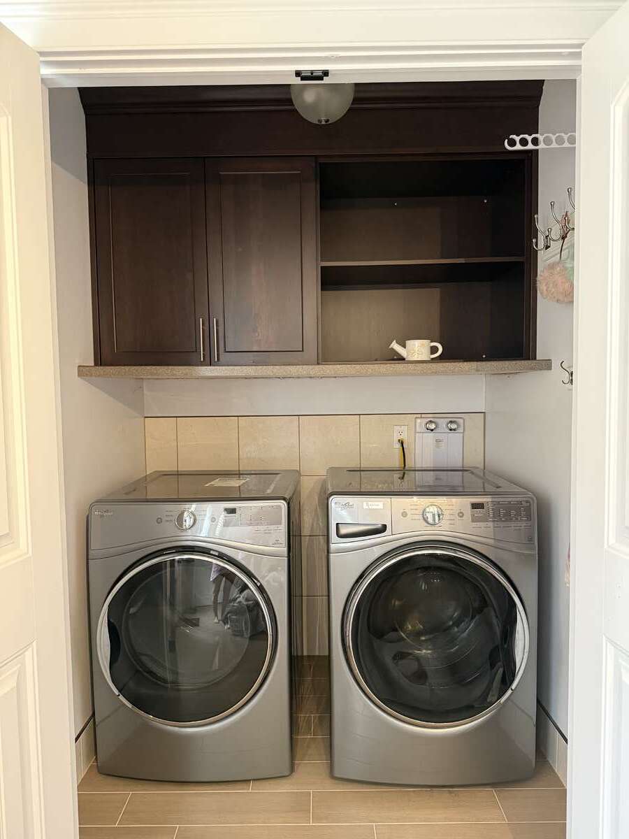 Riverview Property with Granny Suite