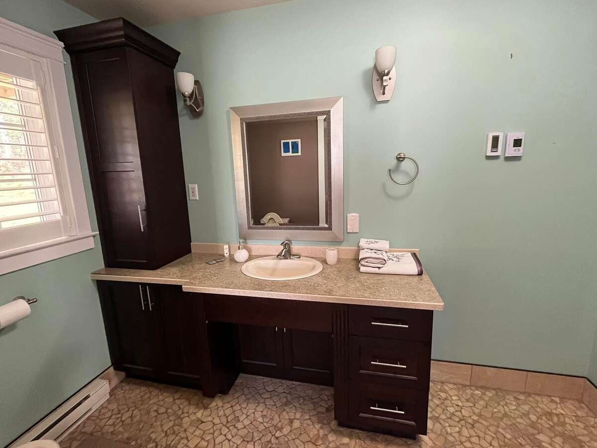 Riverview Property with Granny Suite