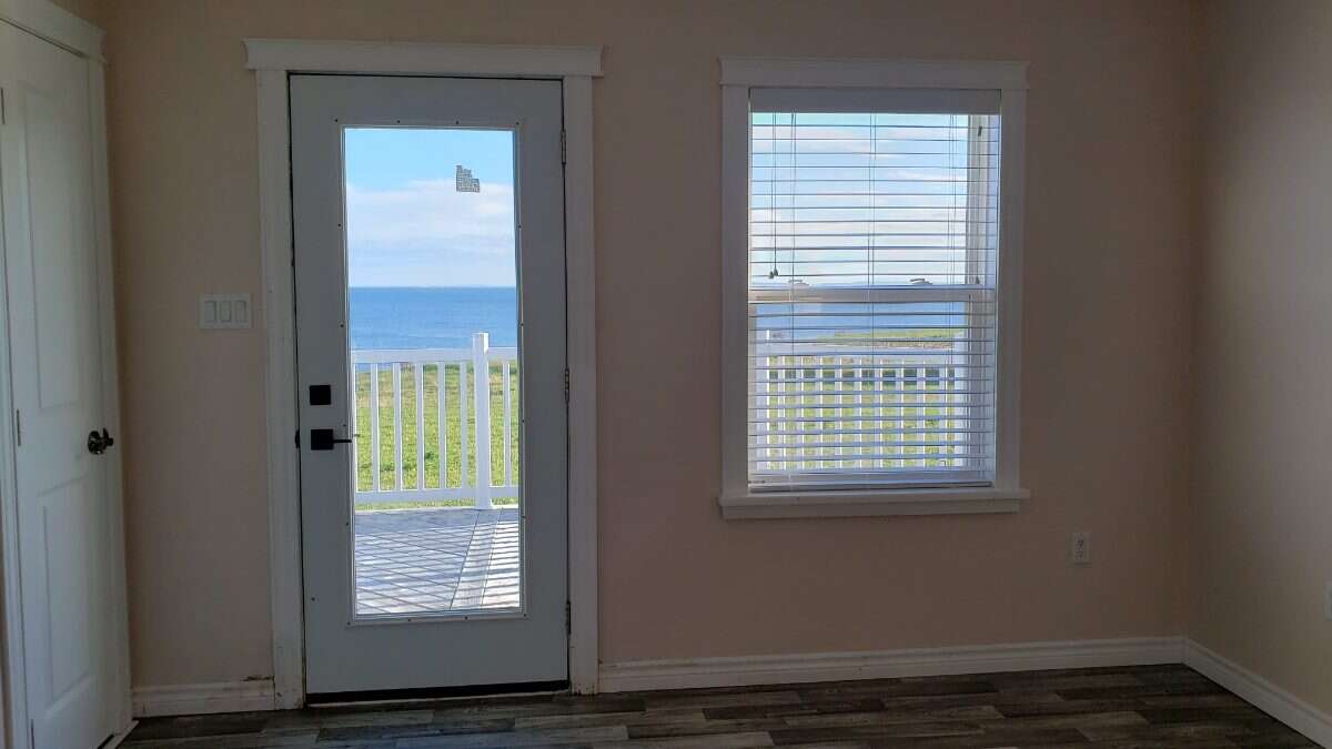 210FT Waterfront Property-Northumberland Straight 