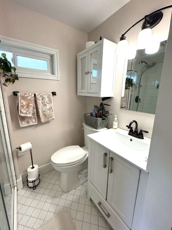 Upstairs bathroom