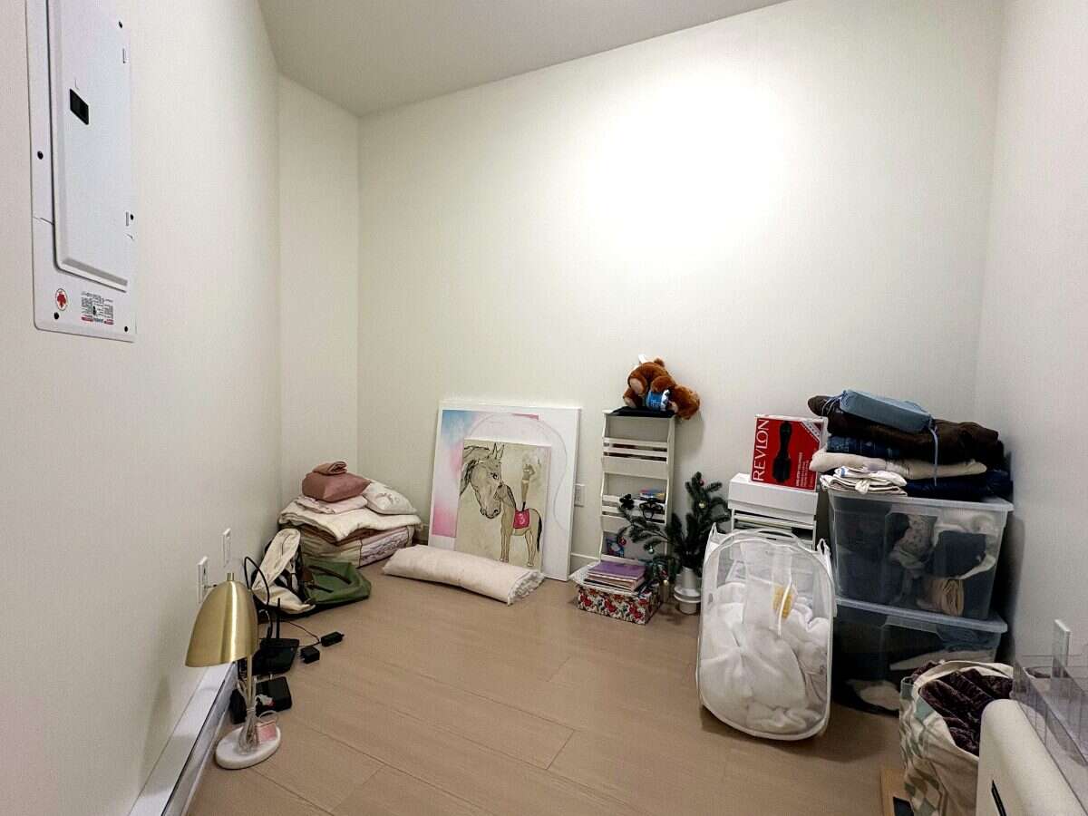 UBC 1 Bed 1 Bath & Den with Private Covered Patio