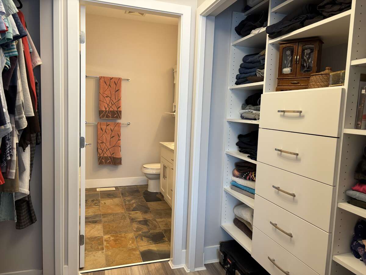 Master Bath, closet organizer