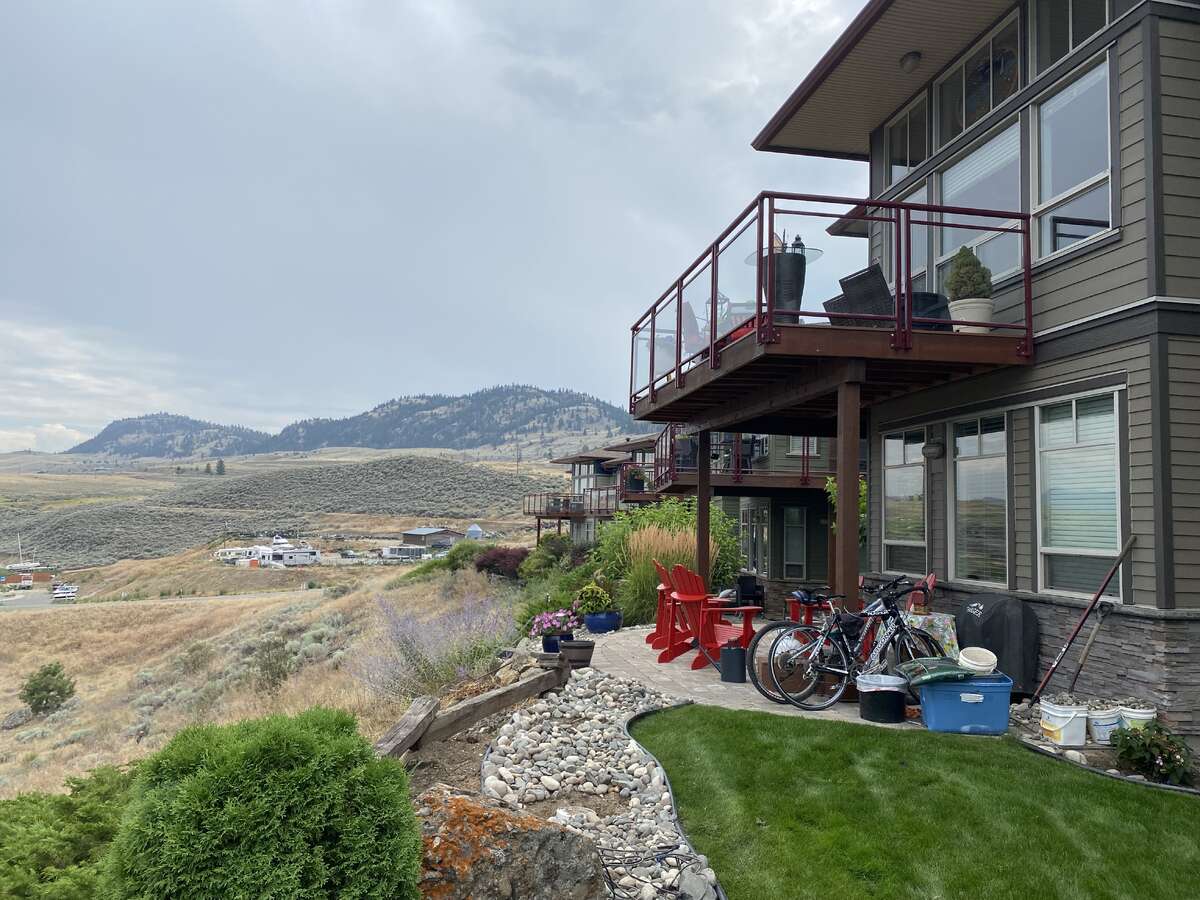 Lower Patio off Bonus Room