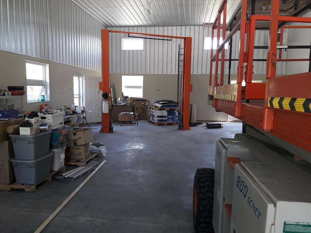 Shop with 10,000 lb lift installed