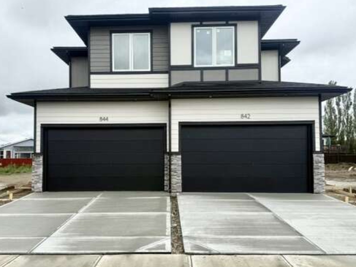 844 Beckner Crescent
