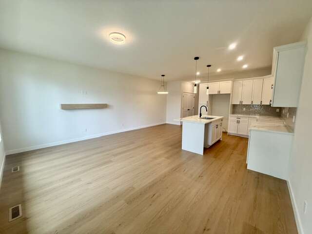 New Construction Duplex in Mountain View Estates!