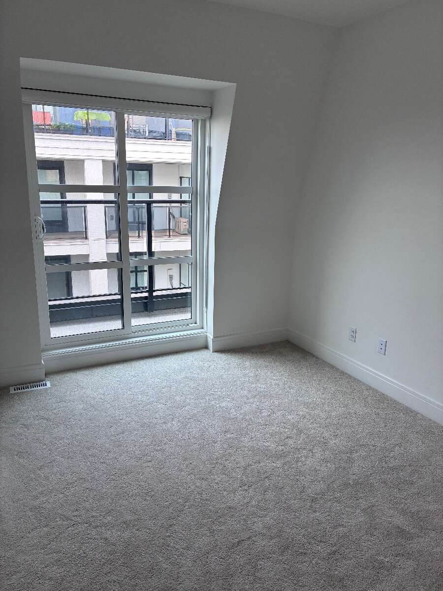 University District 3-Bedroom Double Car Garage 