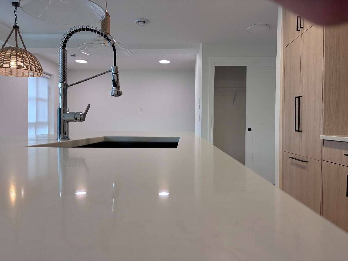 University District 3-Bedroom Double Car Garage 