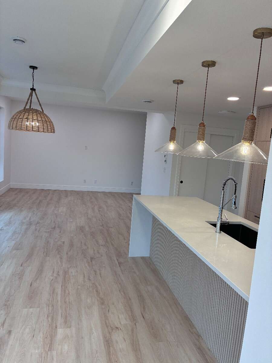 University District 3-Bedroom Double Car Garage 