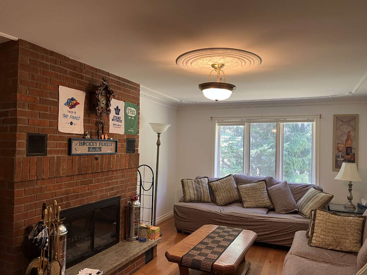 Family Room 1