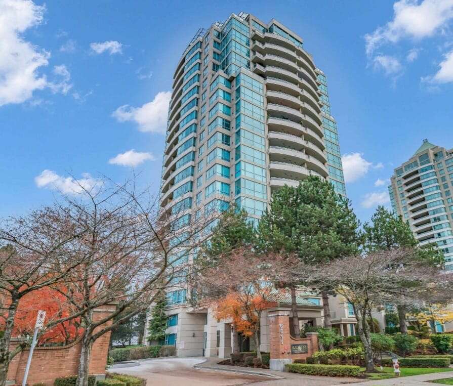 205 6611 Southoaks Cres