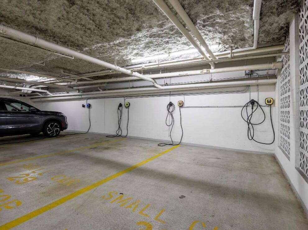 Beautiful 1-Bedroom with Large Balcony at Gemini I