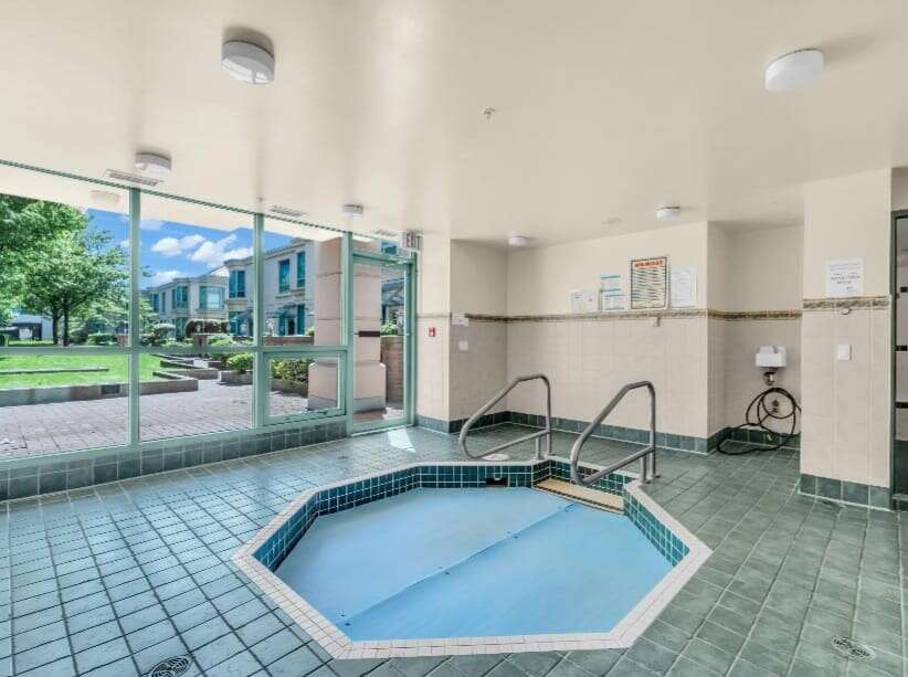 Beautiful 1-Bedroom with Large Balcony at Gemini I