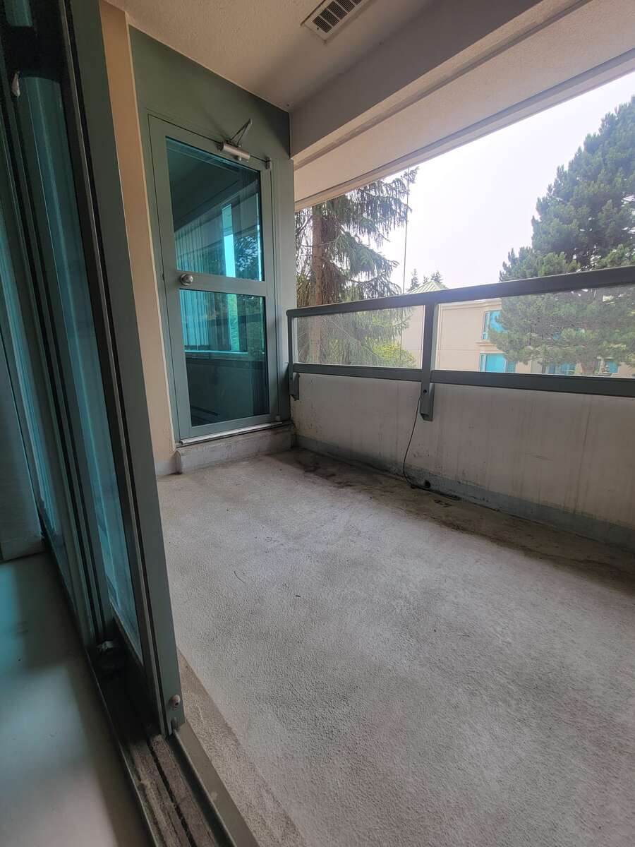 Beautiful 1-Bedroom with Large Balcony at Gemini I