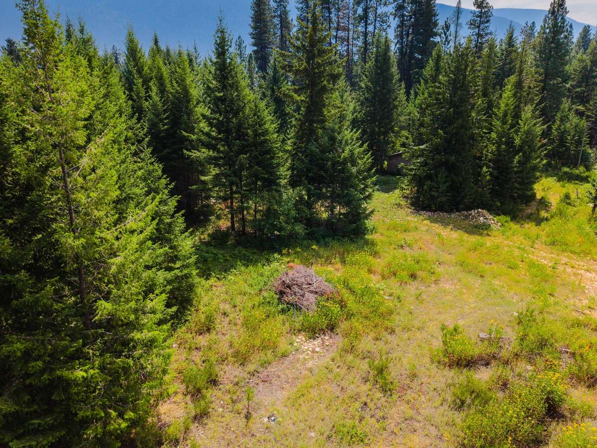 2842 Six Mile Lakes Rd. lot 2