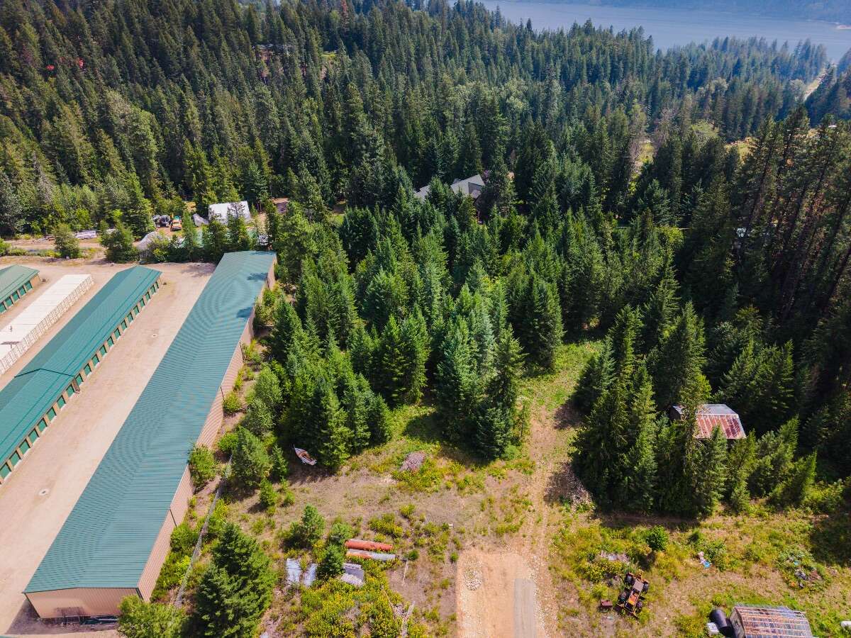 1.07 acres of flat treed land near Nelson