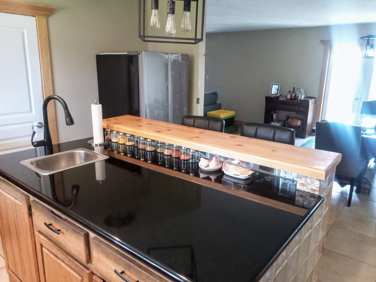 House and Storage Business for Sale