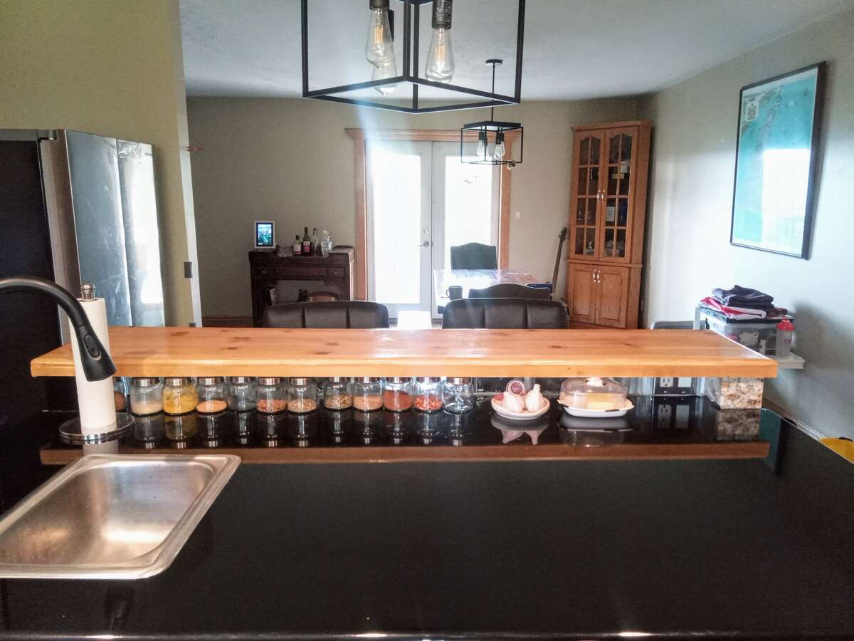 House and Storage Business for Sale