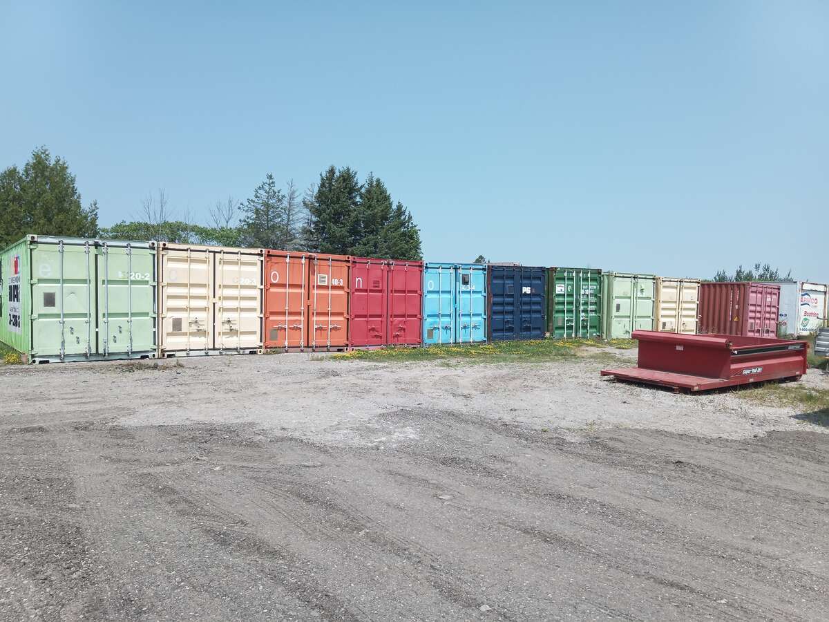 House and Storage Business for Sale