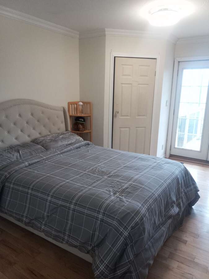 House and Storage Business for Sale