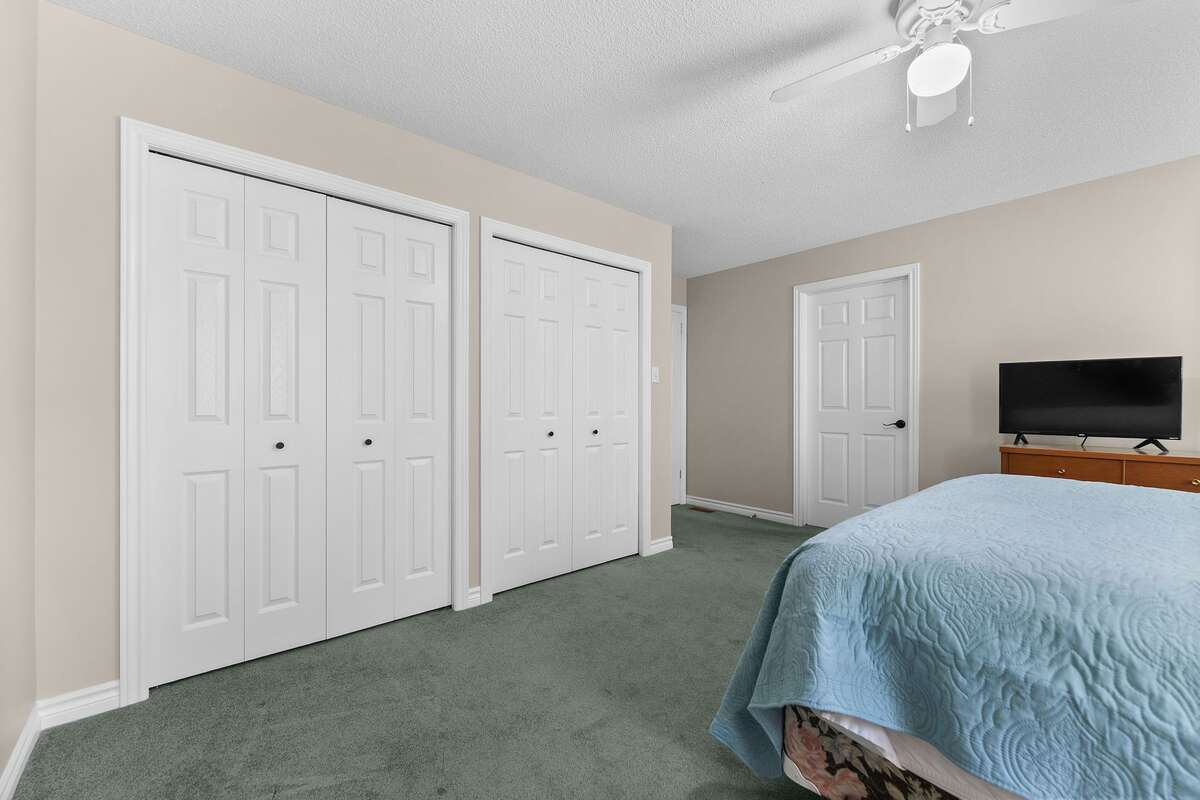 Primary bedroom 1