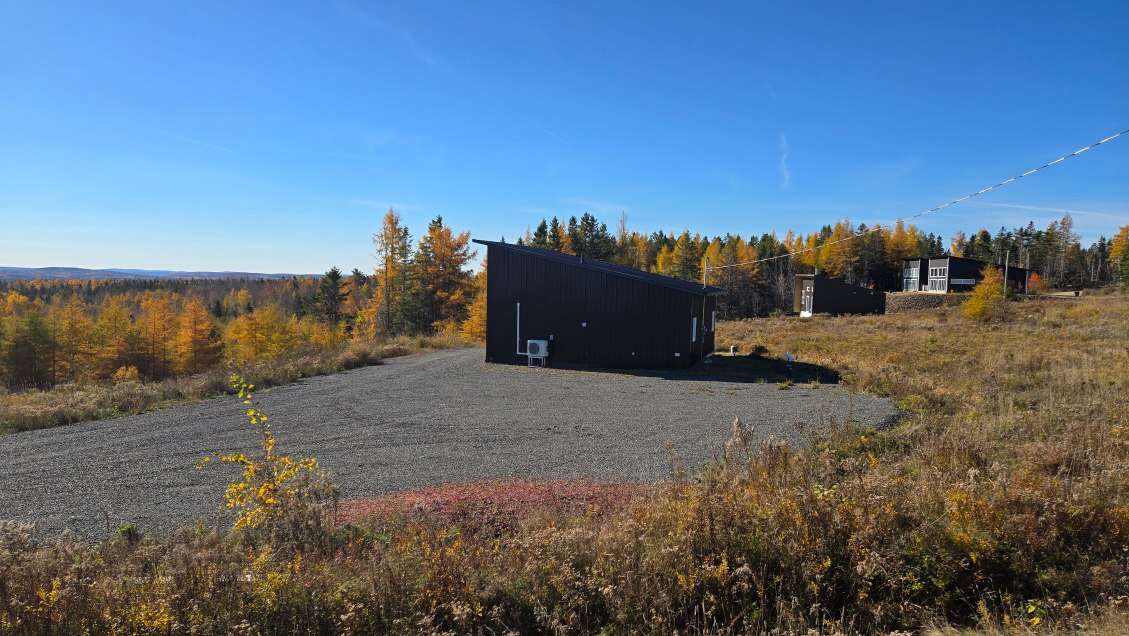 TURNKEY SKI CHALET AT CRABBE MOUNTAIN