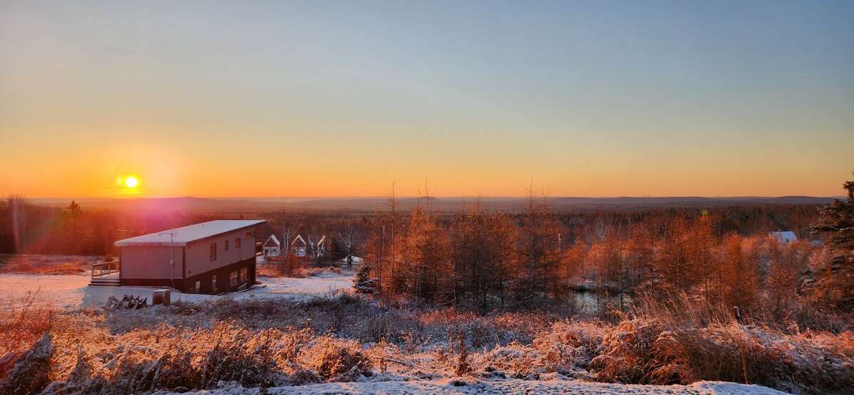 TURNKEY SKI CHALET AT CRABBE MOUNTAIN