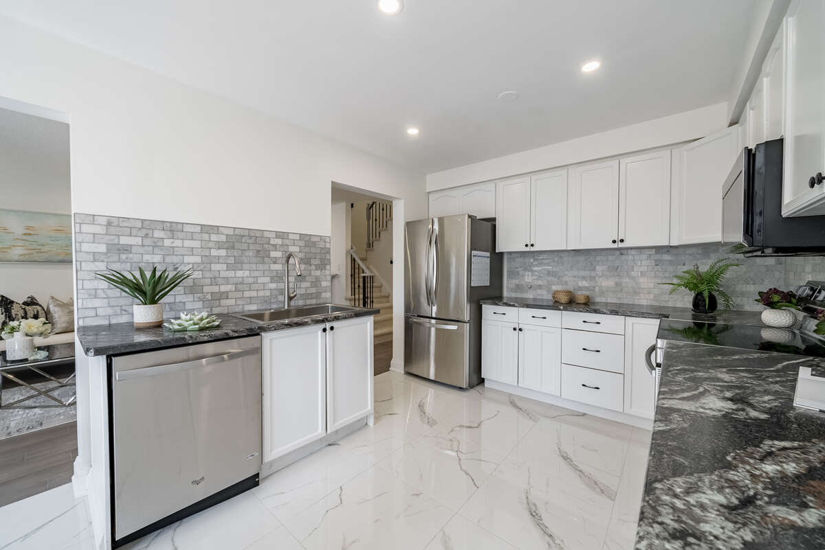 Kitchen redone with back splash