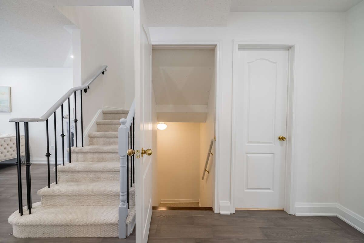 Basement Full washroom